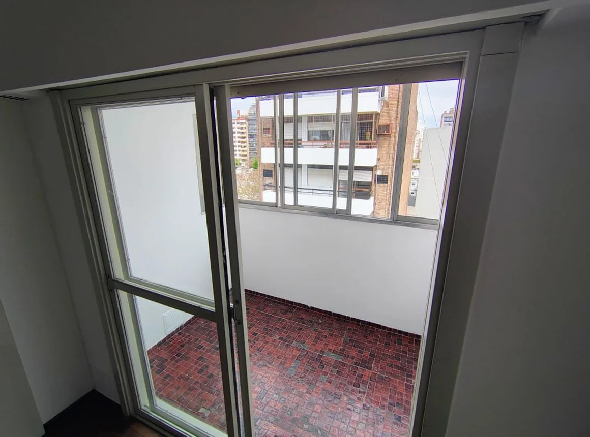 Departamento de 3 ambientes en alquiler en Rosario, San Luis 2100, foto 2