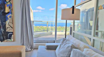 Venta departamento  Punta del Este piso alto