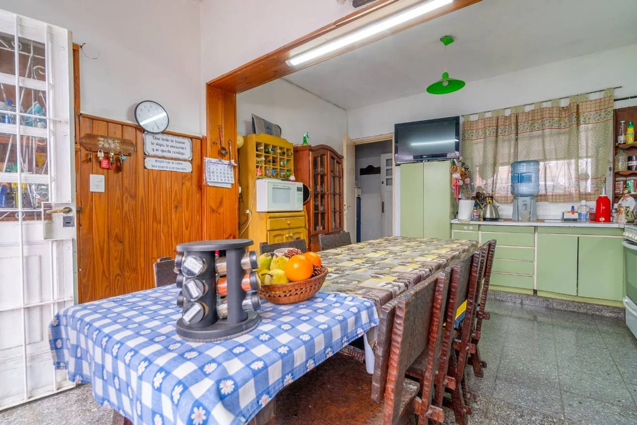 Casa de 4 ambientes en venta en Don Torcuato, España 1300, foto 4
