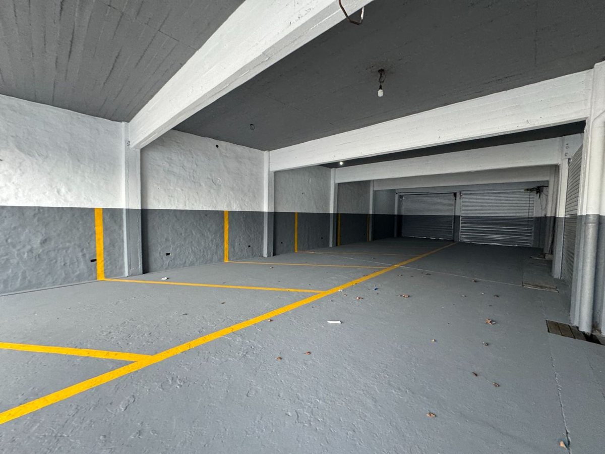 Foto 10 — VENTA EDIFICIO COMERCIAL ESTRENAR COCHERAS MERLO