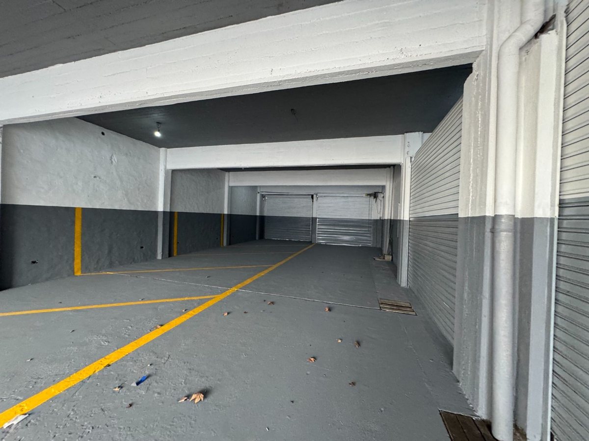 Foto 17 — VENTA EDIFICIO COMERCIAL ESTRENAR COCHERAS MERLO