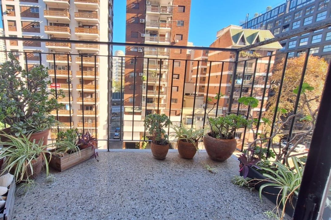 Departamento 2 amb en Venta en Belgrano con balcón