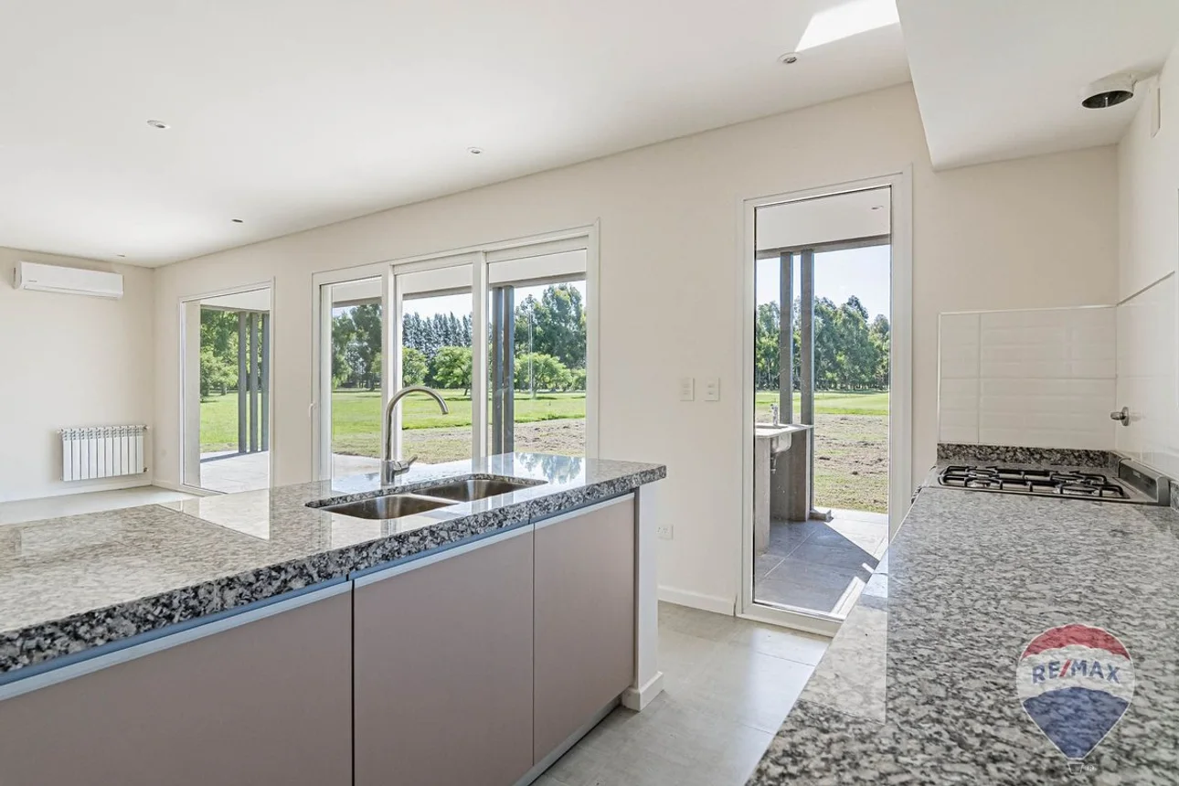 Casa en venta en La Plata, foto 5