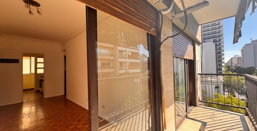 DEPARTAMENTO 3 AMBIENTES COCHERA BELGRANO BALCÓN