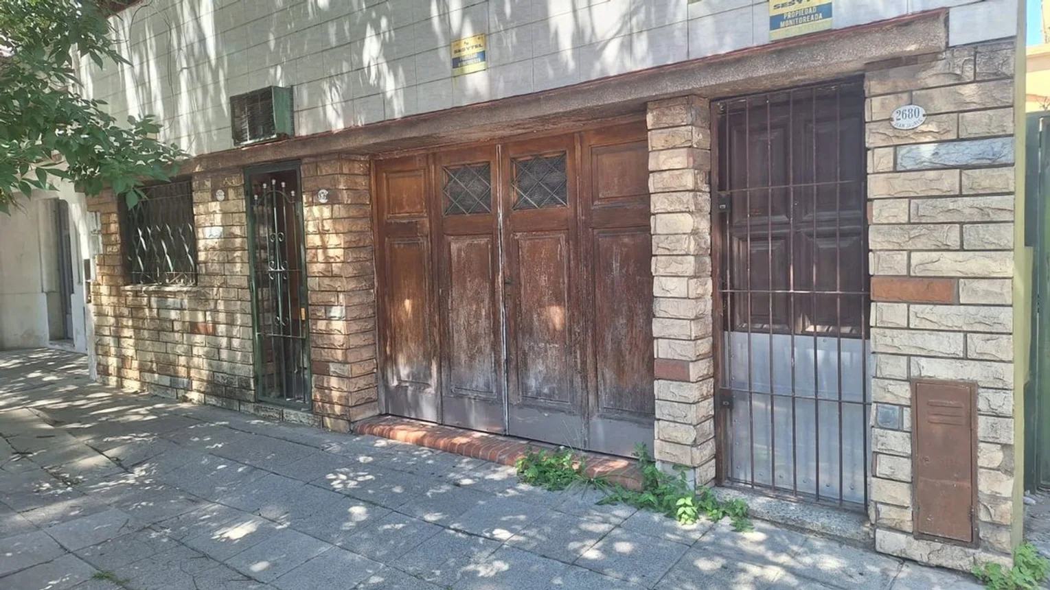 Casa de 4 ambientes en venta en Valentín Alsina, Jean Jaures 2600