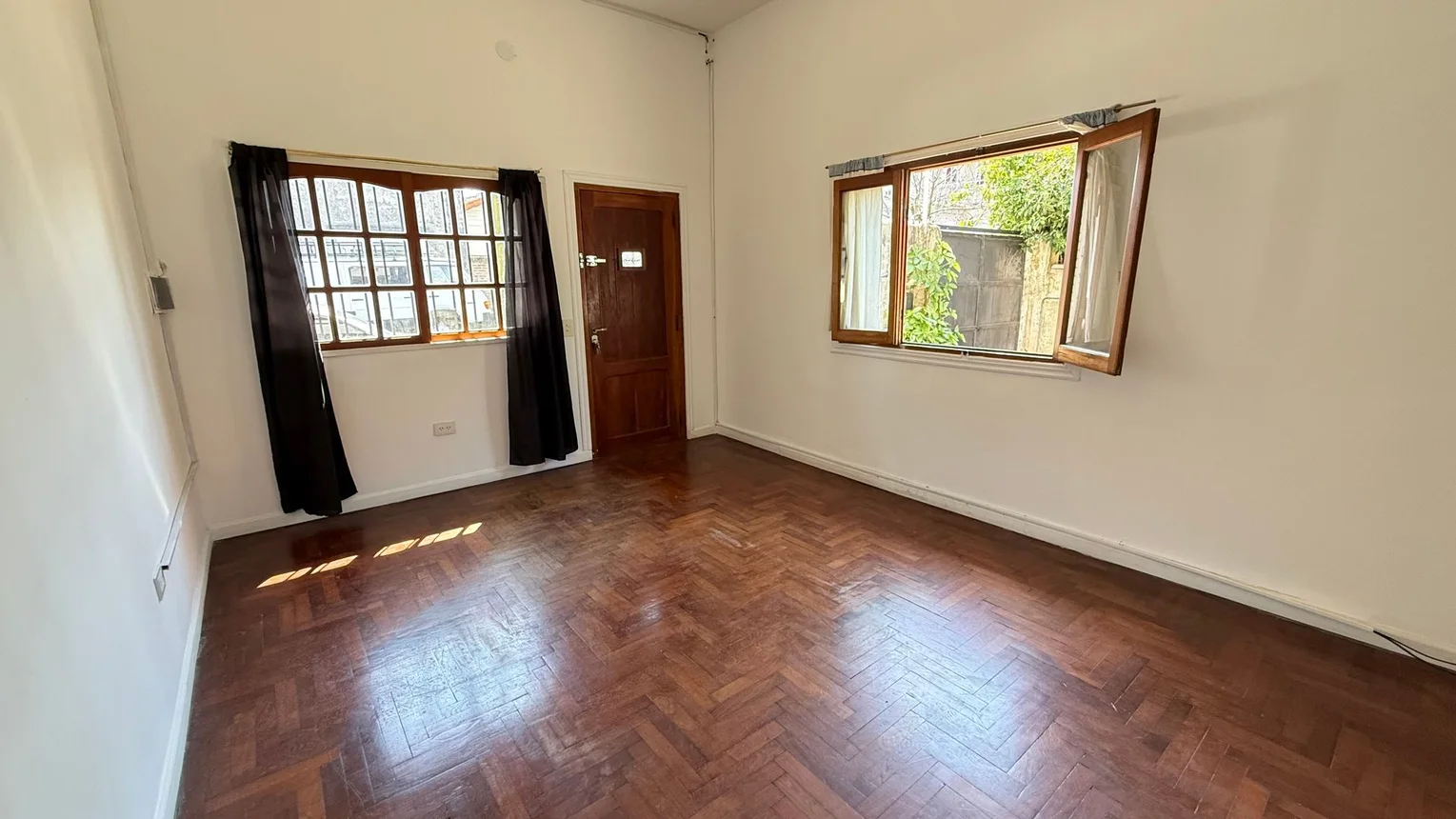 PH de 2 ambientes en venta en Florida Oeste, Italia 4900, foto 2
