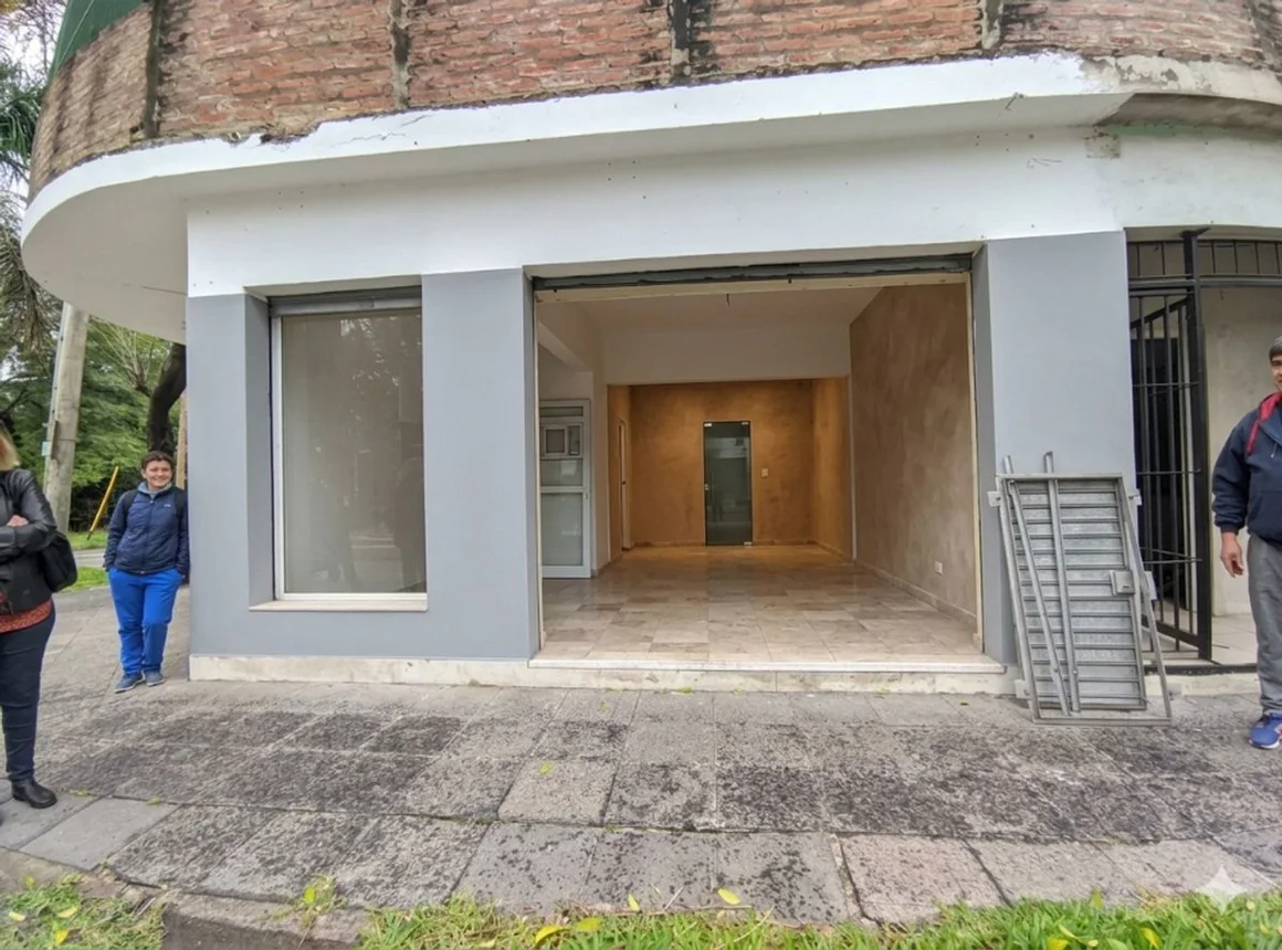Casa de 5 ambientes en venta en Rafael Calzada, Presidente Peron 3000, foto 4