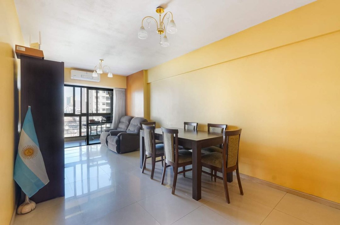 VENTA Caballito 3 AMBIENTES - COCHERA - PISCINA