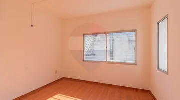 VENTA PH 2 DORMITORIOS TRES CRUCES PATIO