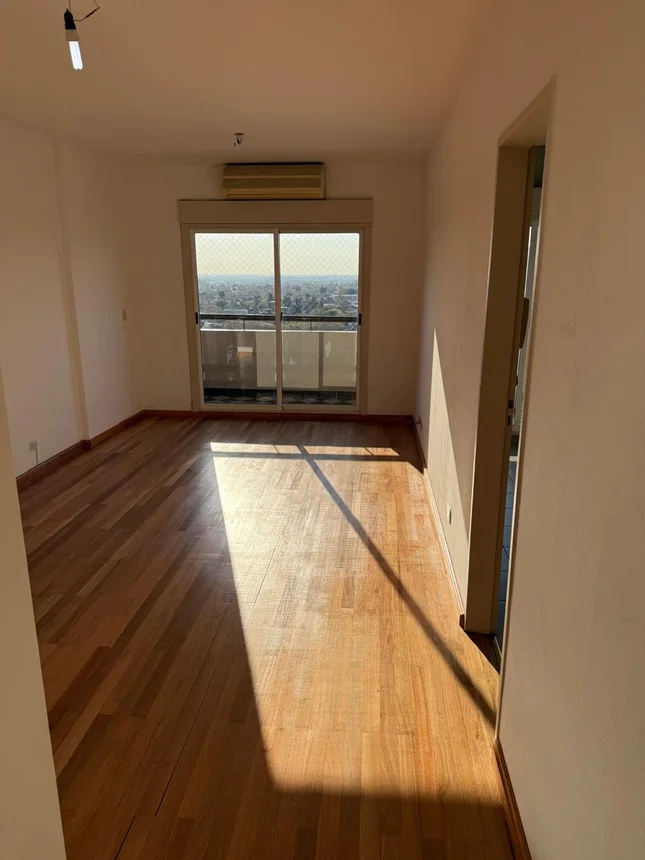 Departamento de 3 ambientes en venta en Temperley, Avenida Almirante Brown 2900, foto 2