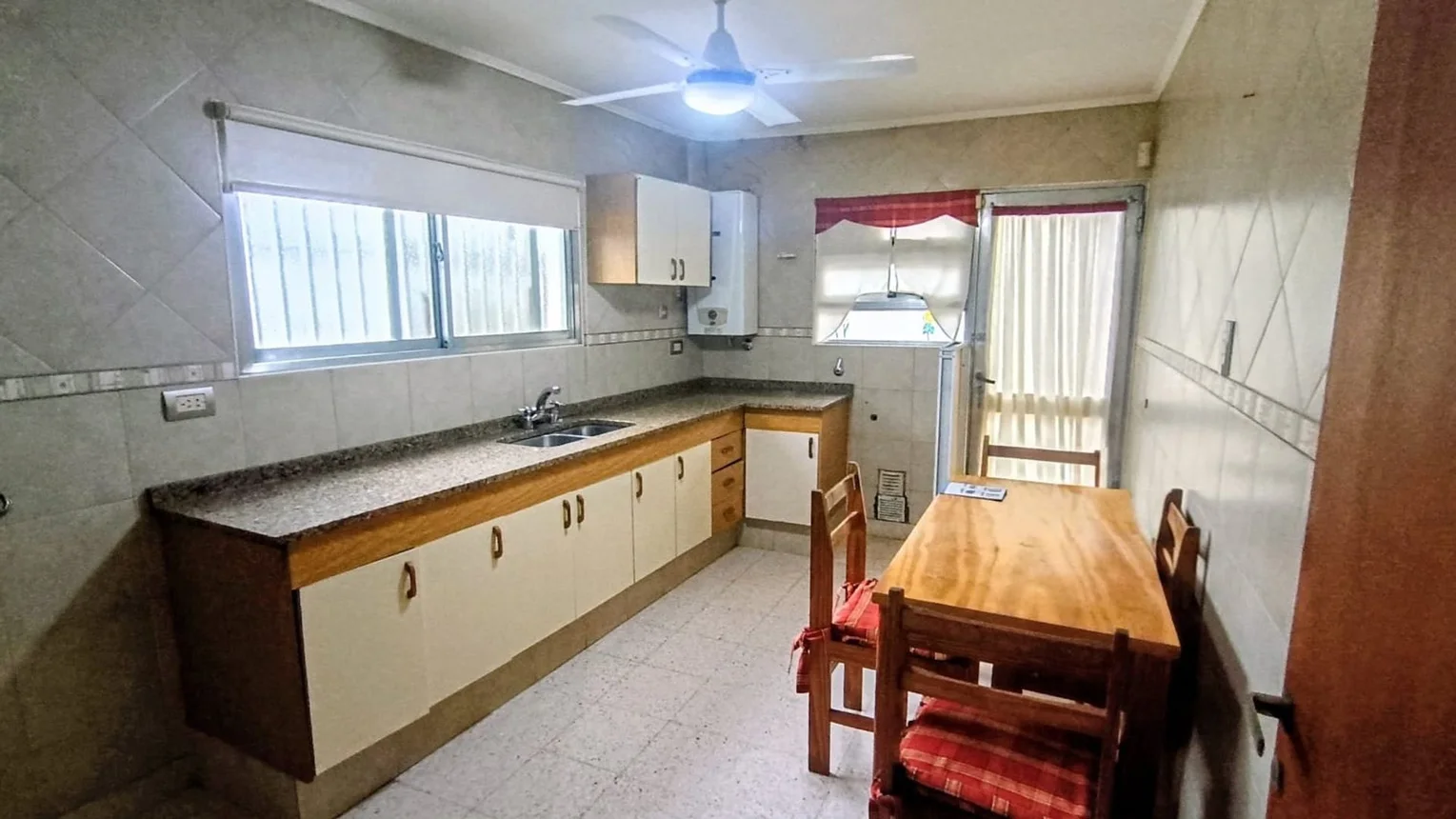 Alquiler PH en p. a. 3 dormitorios barrio sur, foto 4