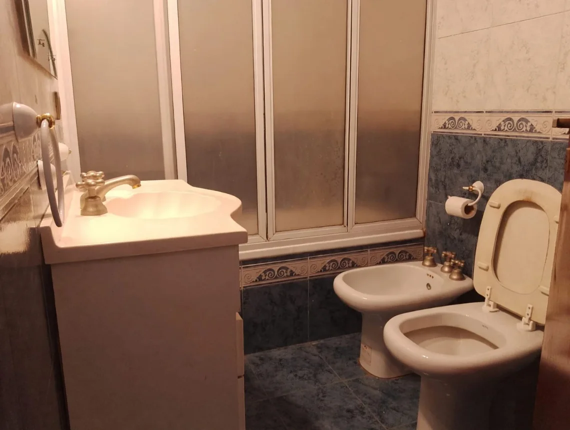 Casa de 7 ambientes en alquiler en Rosario, Matheu 600, foto 4