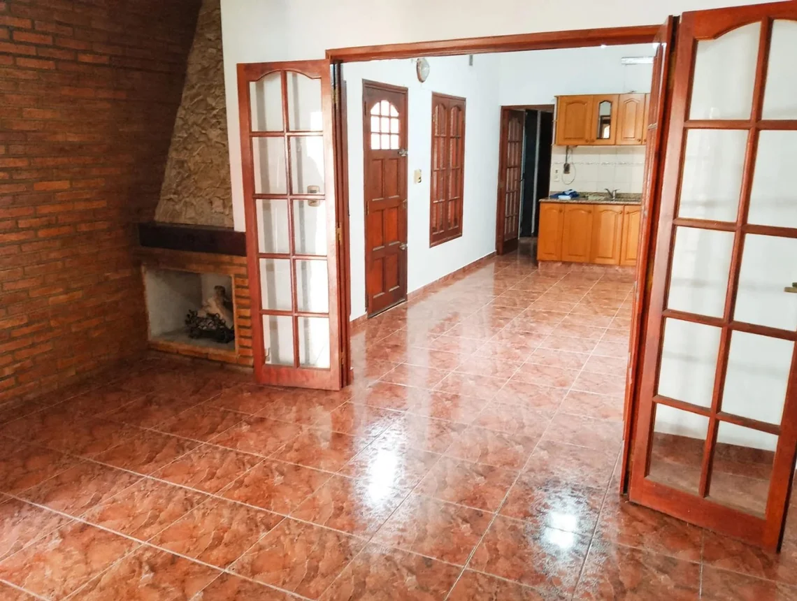 Casa de 7 ambientes en alquiler en Rosario, Matheu 600, foto 2
