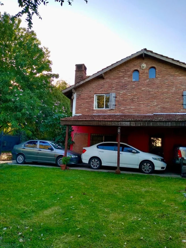 Casa en venta en Don Torcuato, foto 3
