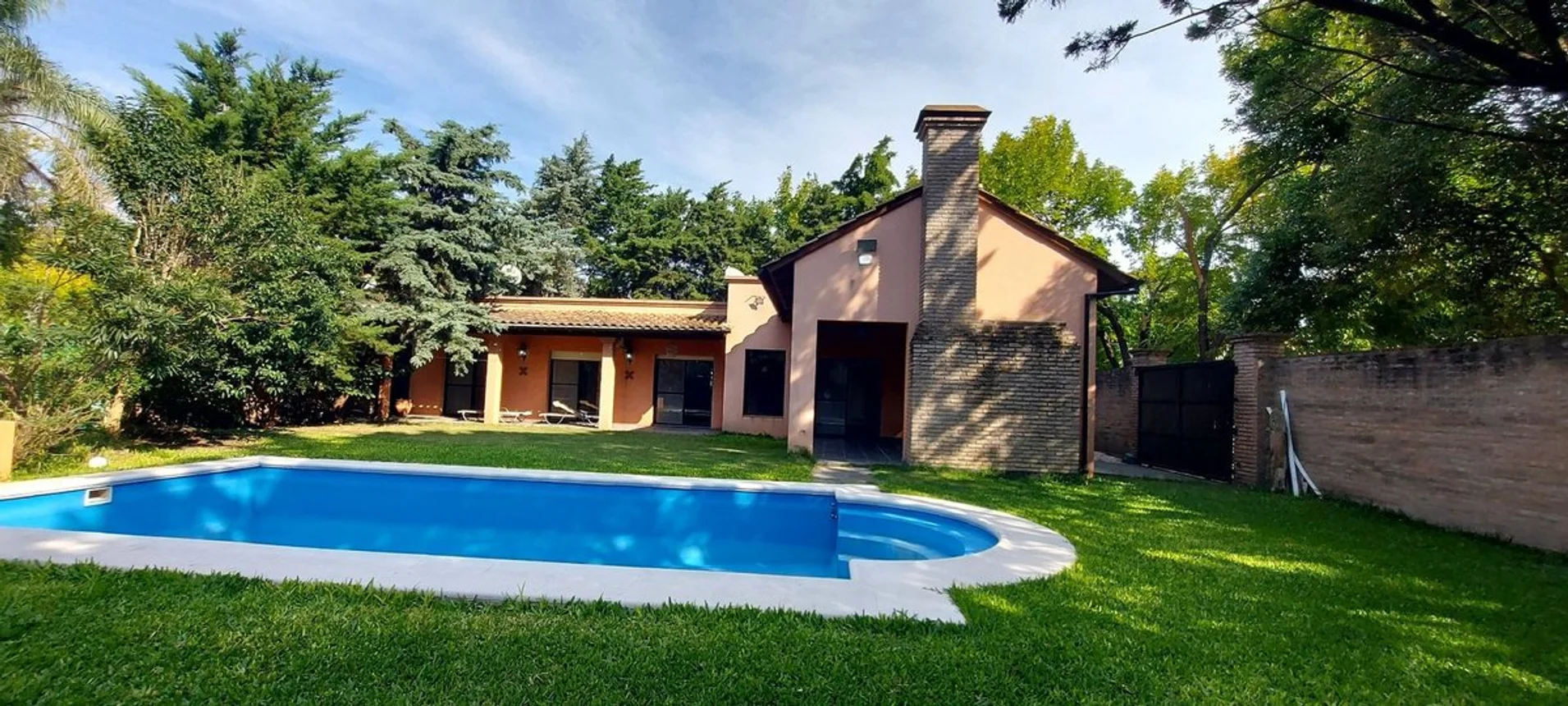 Casa de 3 ambientes en venta en Funes, El Zonda y Jose Ingenieros 2200