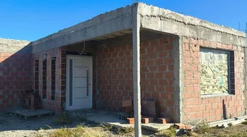 CASA A TERMINAR BELLA VISTA OESTE