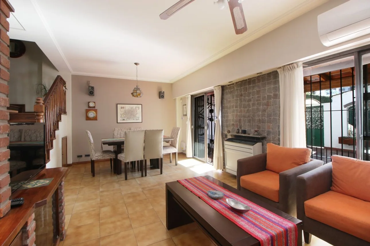 Casa en venta en Caseros, foto 3