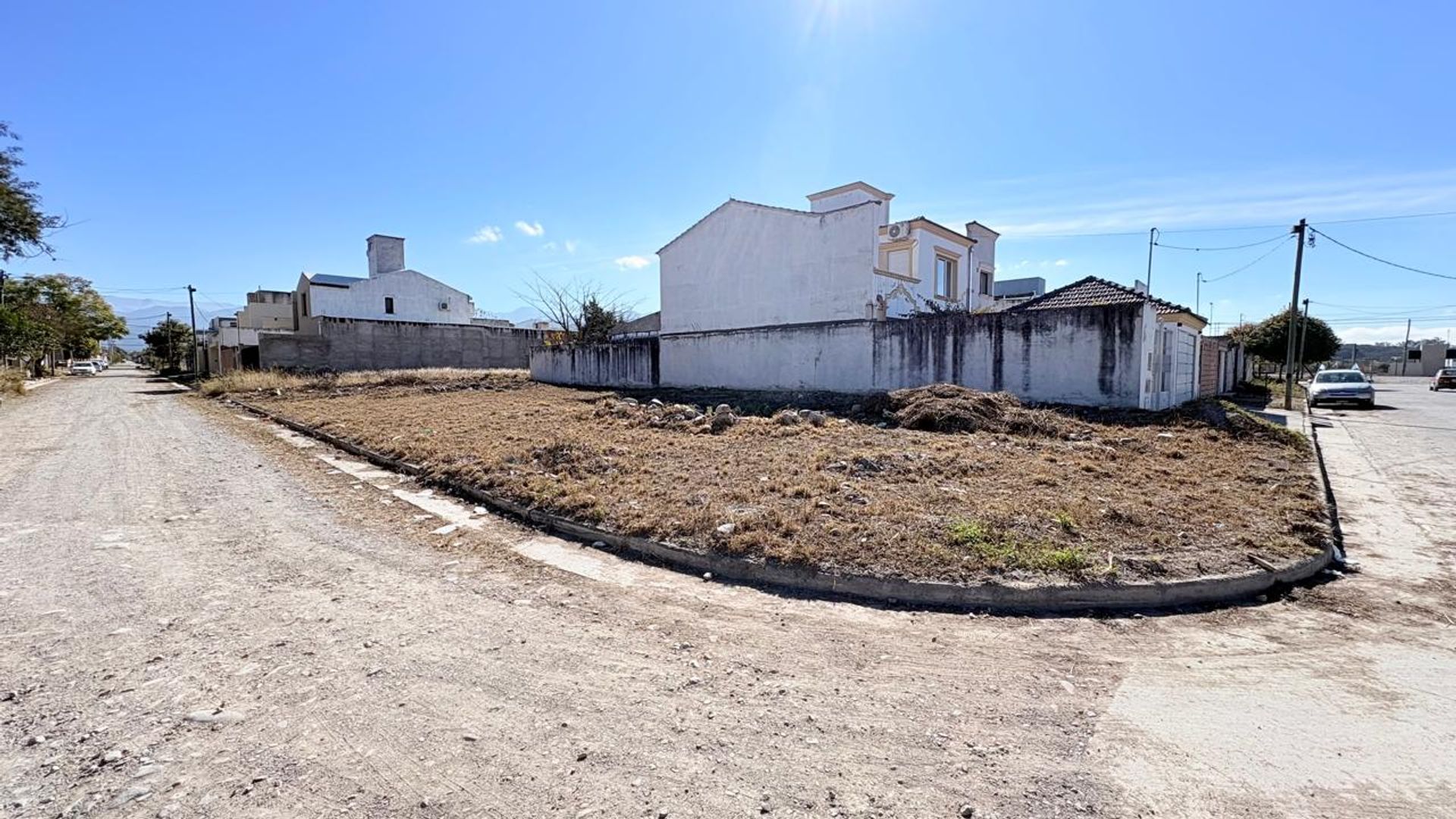 TERRENO VENTA ESQUINA PORTAL DE LESSER - foto 3
