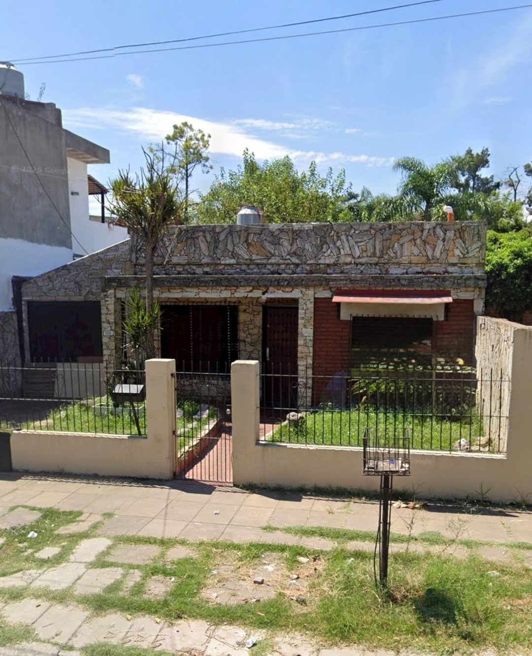 VENTA CASA 4 AMB EN ITUZAINGO SUR