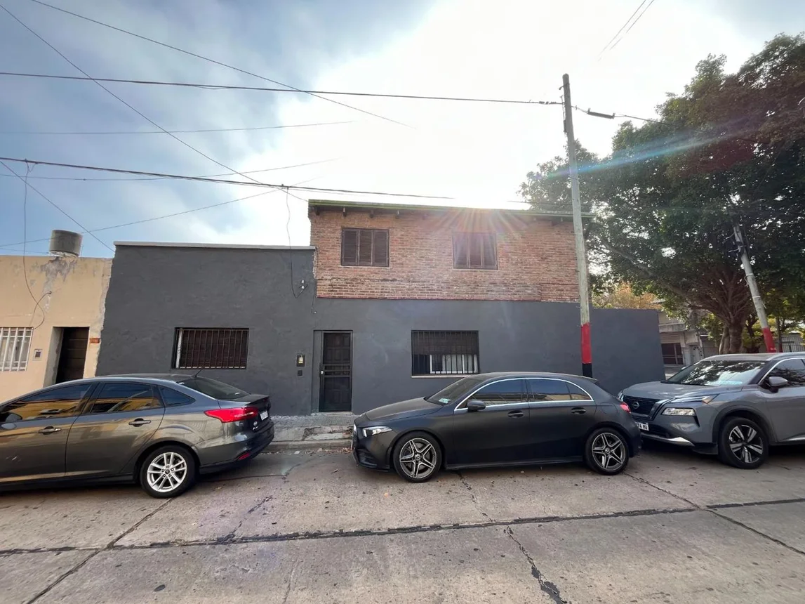 Casa en venta en Rosario, foto 2