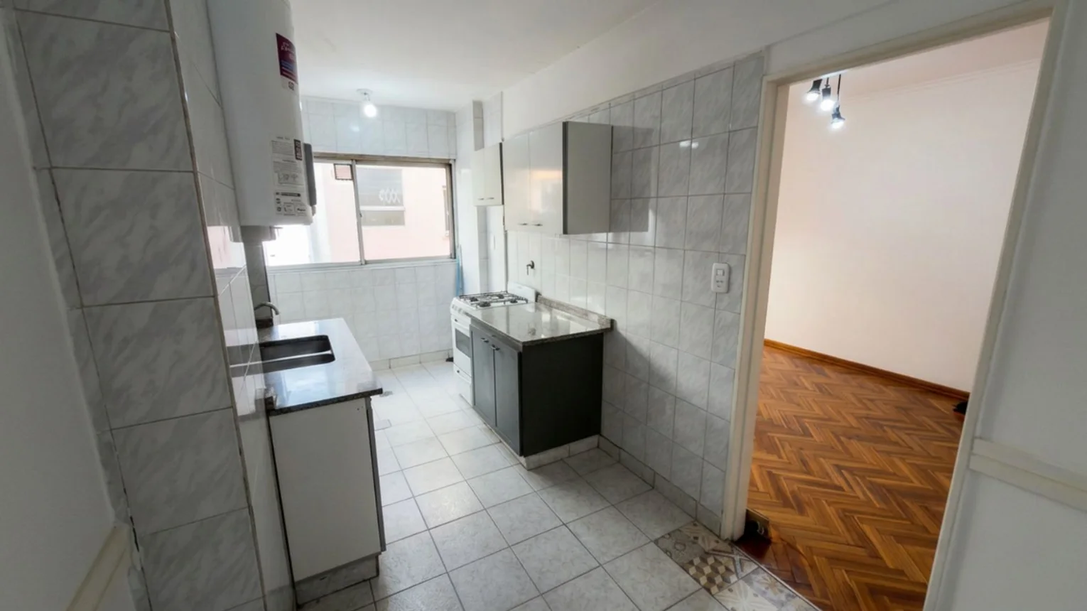 Departamento de 3 ambientes en alquiler en Lanús Oeste, Tucumán 0, foto 4
