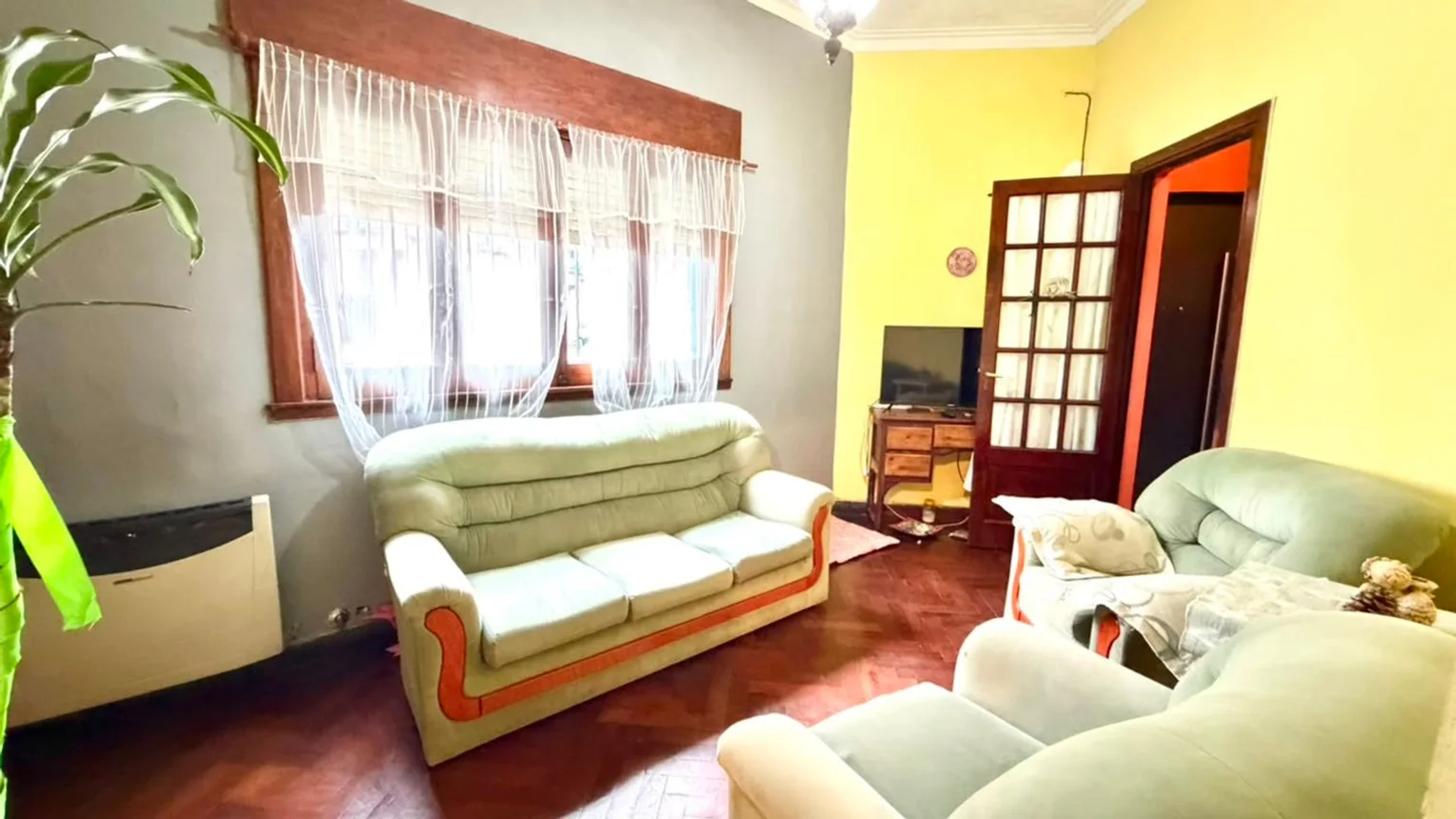 Casa en venta en Quilmes, foto 3