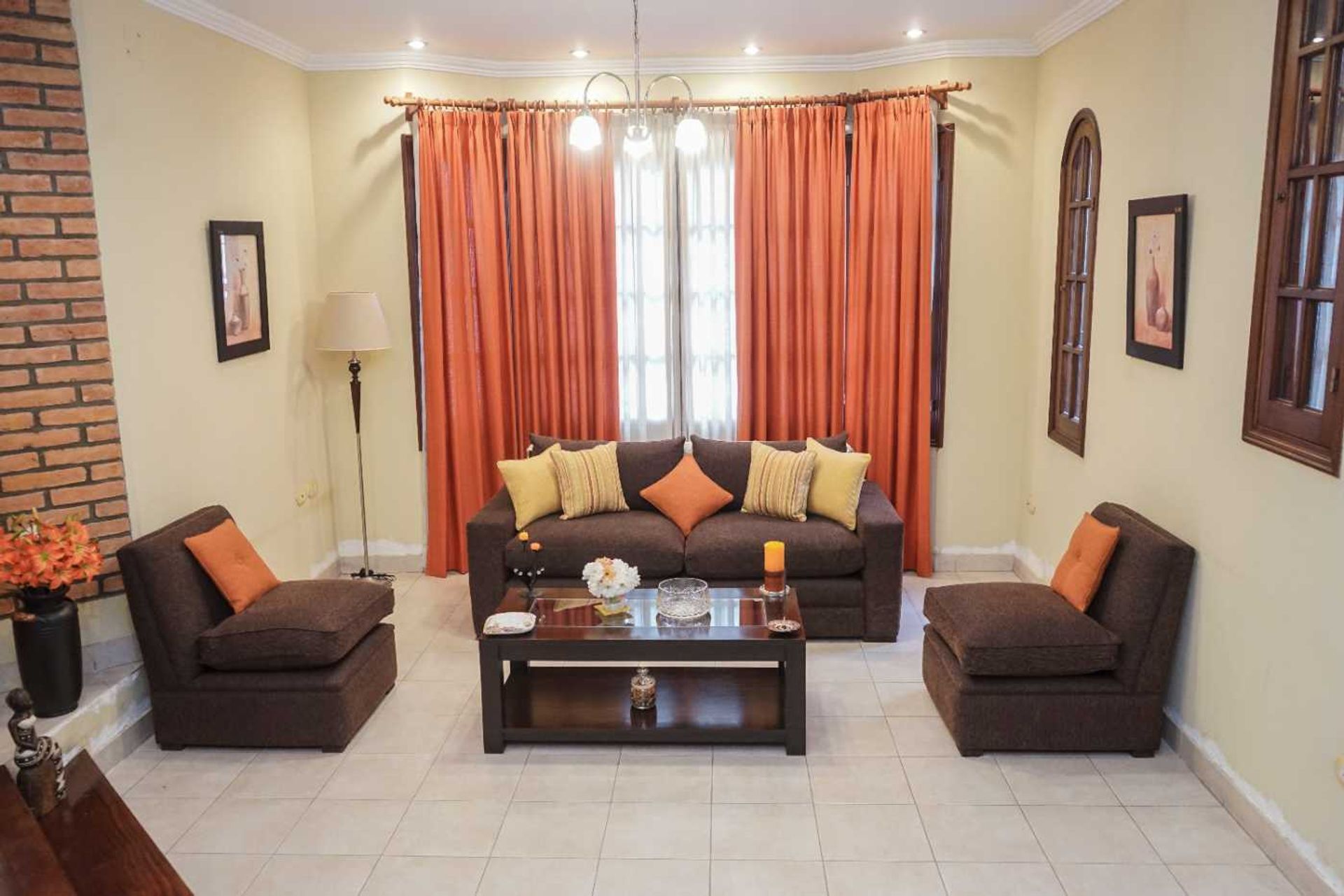 CASA EN VENTA + 2 LOCALES COMERCIAL CENTRO ORAN - foto 5