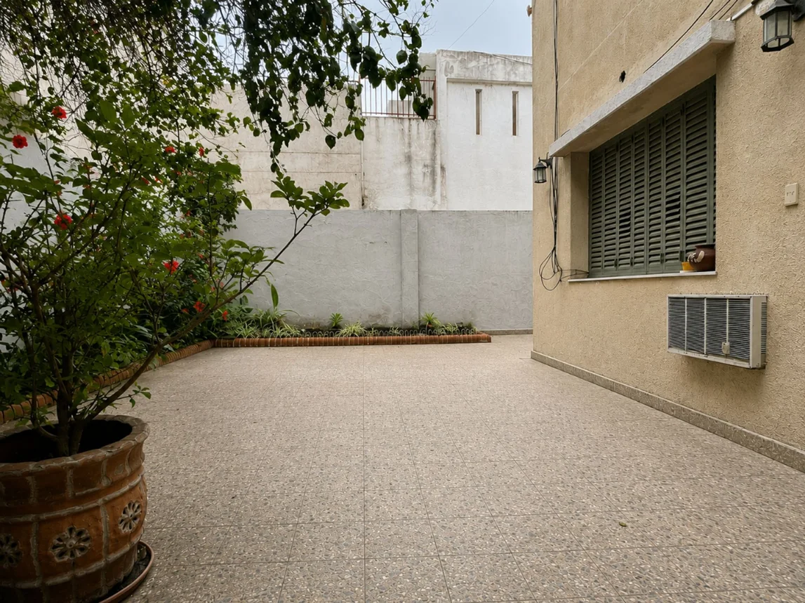Casa de 5 ambientes en venta en Floresta, Mercedes 900, foto 5