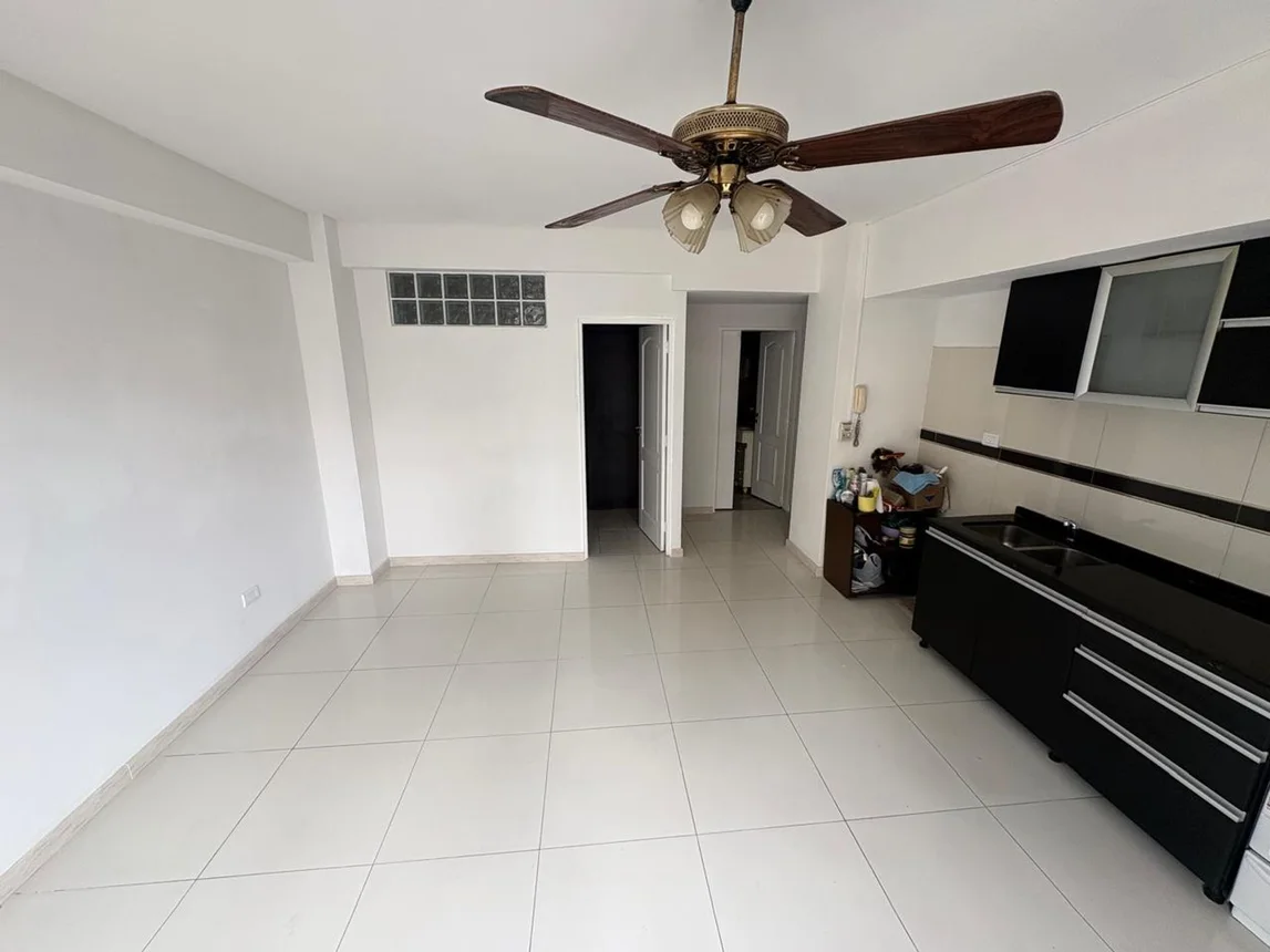 Departamento de 2 ambientes en venta en Liniers, Avenida Rivadavia 10500, foto 4