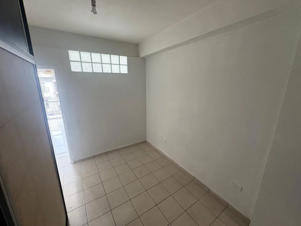 Departamento de 2 ambientes en venta en Liniers, Avenida Rivadavia 10500, foto 5