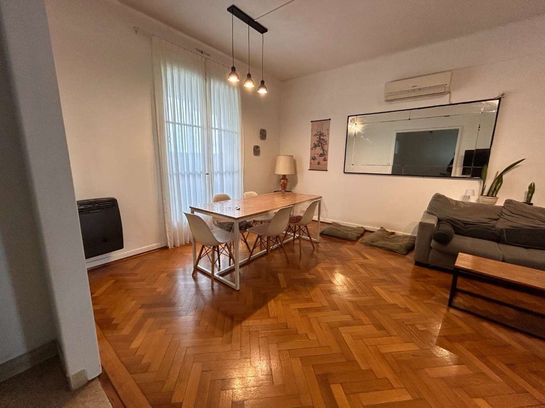Venta depto Balvanera 3 amb. c/escritorio,luminoso