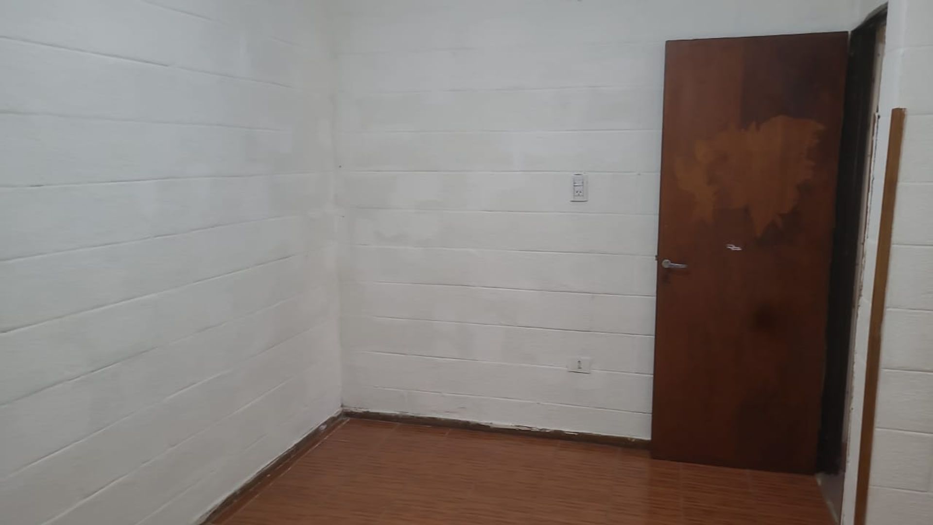 CASA VENTA O PERMUTA B° EL TRIBUNO APTA CREDITO - foto 9