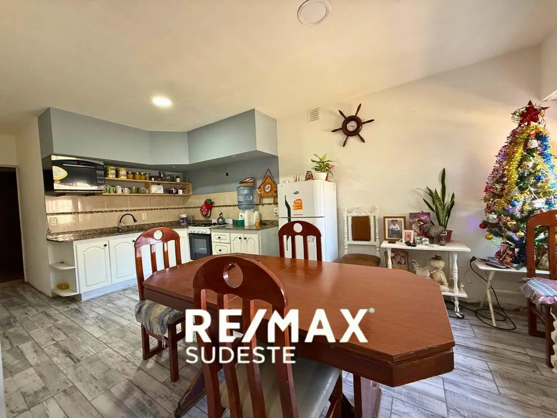 Casa en venta en Bahía Blanca, foto 2