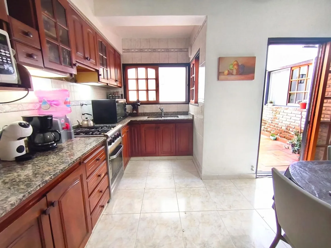PH de 4 ambientes en venta en Liniers, Carhué 1200, foto 2