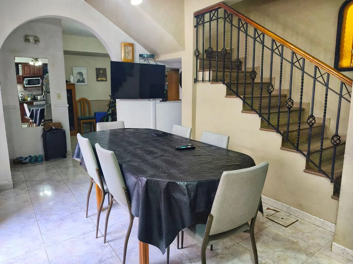 PH de 4 ambientes en venta en Liniers, Carhué 1200