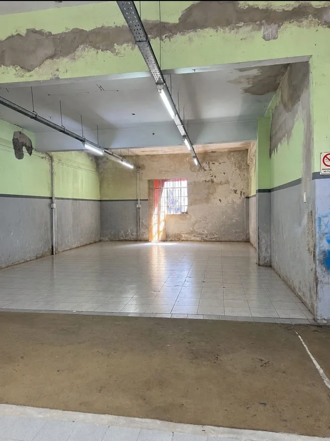 Casa en venta en Valentín Alsina, Ucrania 1800