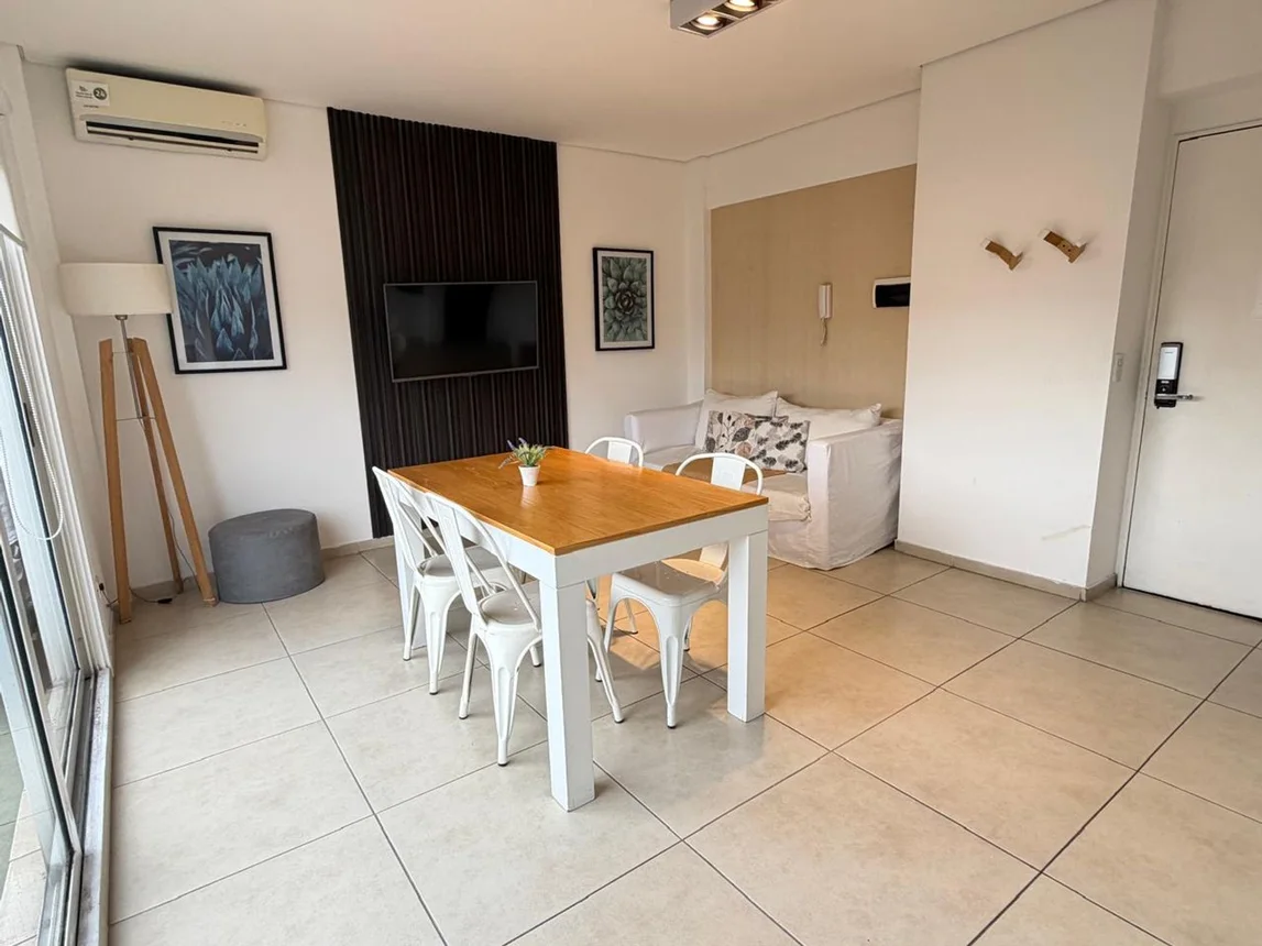 Departamento de 2 ambientes en venta en Puerto Madero, Aime Paine 1600
