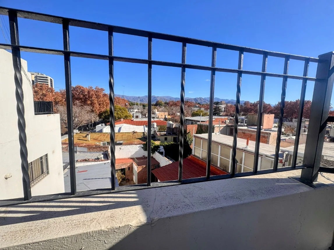 Departamento en alquiler en Mendoza, foto 3