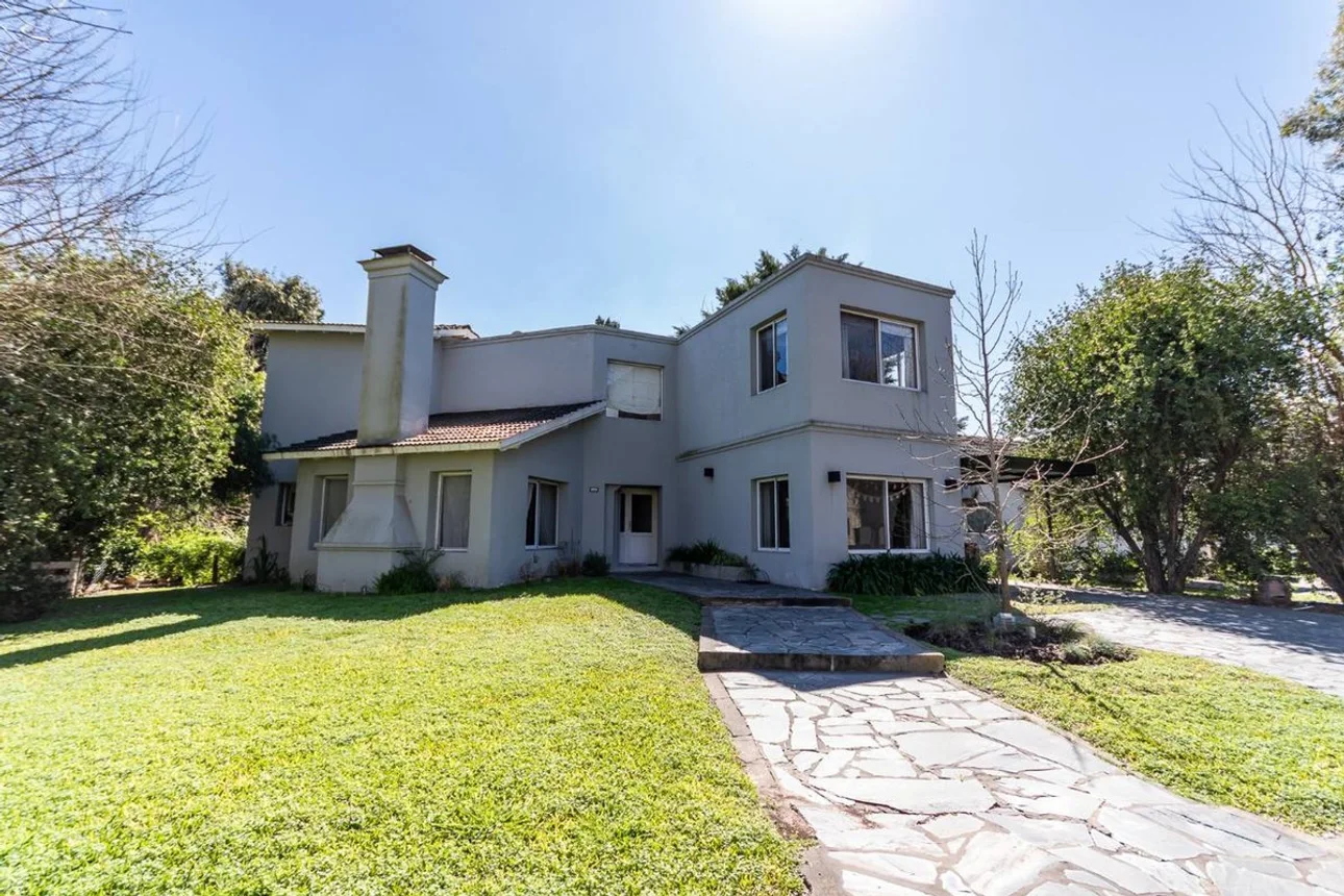 Casa en venta en Pilar, foto 2