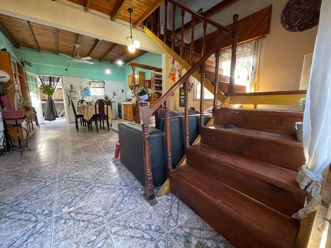 Casa de 4 ambientes en venta en Merlo, Cacheuta 1300, foto 2