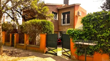 VENTA CASA FISHERTON 3 DORMITORIOS Y COMODINES