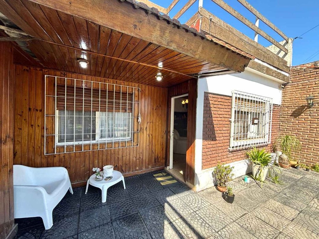 Casa en venta 5 ambientes en Álvarez Jonte 1900, Castelar, Moron, Buenos Aires