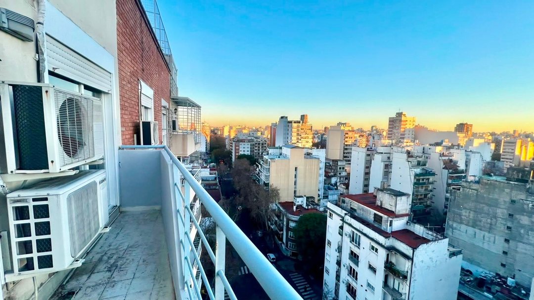 VENTA DPTO 3 AMB BOEDO COCHERA PISO ALTO