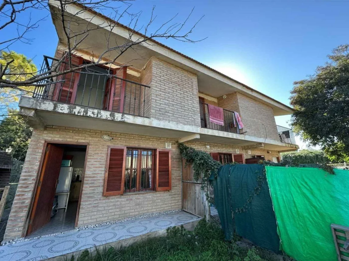 Dúplex de 18 ambientes en venta en Villa Carlos Paz, Ormachea 2700, foto 2