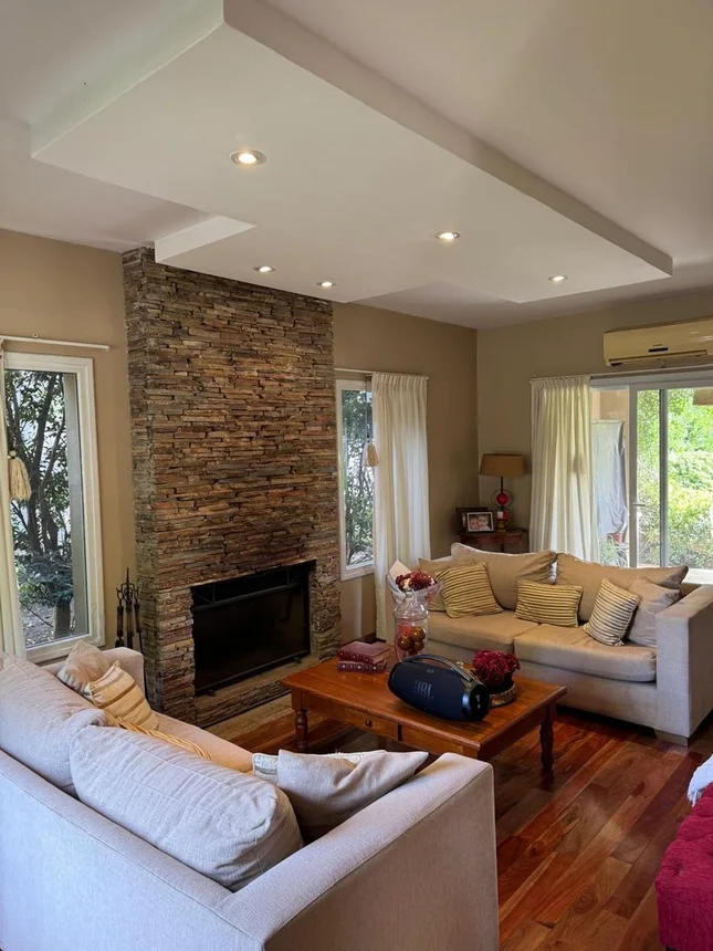 Casa en venta en Manuel Alberti, foto 2