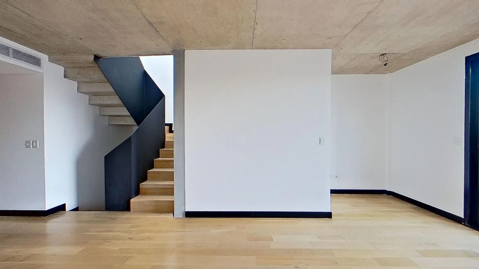 Tríplex de 3 ambientes en venta en Liniers, Fonrouge 200, foto 3