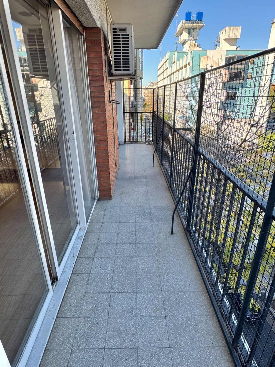 Foto 2 — Venta depto DUPLEX de 5 ambientes en CABALLITO
