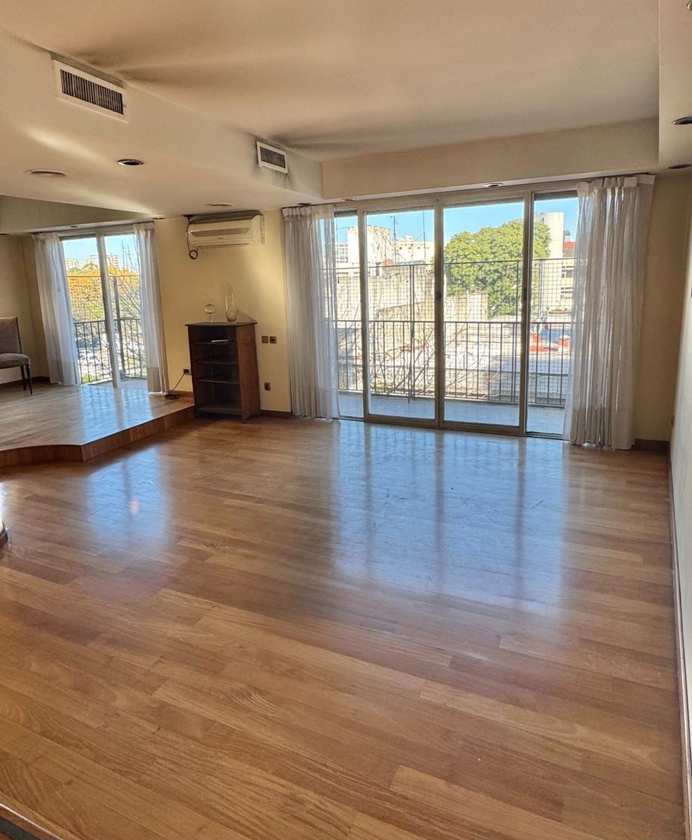 Venta depto DUPLEX de 5 ambientes en CABALLITO