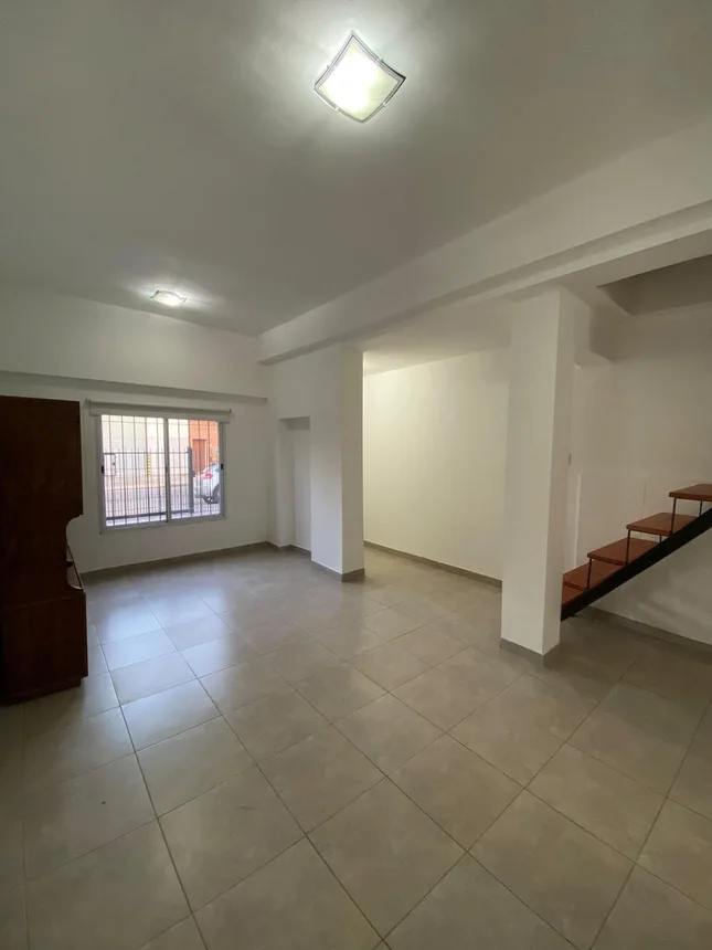 Casa dúplex en venta en Castelar, foto 5