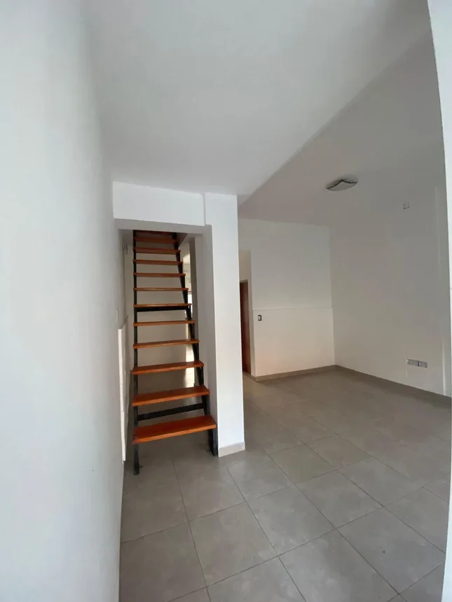 Casa dúplex en venta en Castelar, foto 4